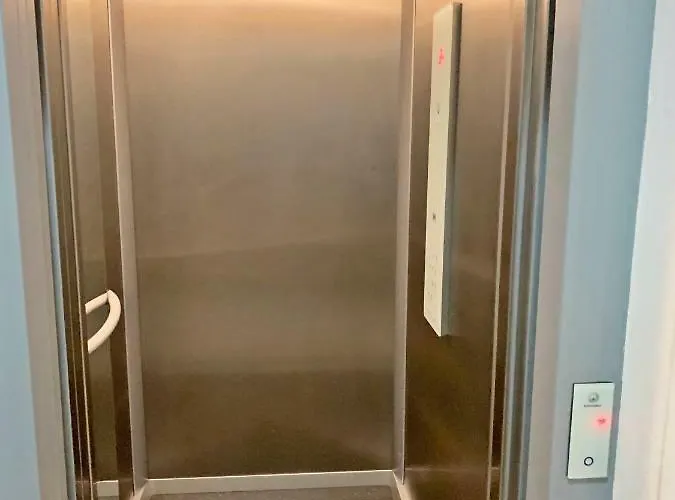 Ouranascente アパート アルブフェイラ